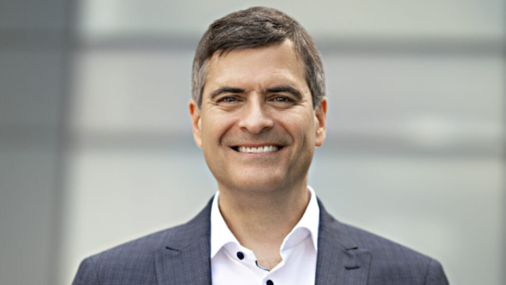 Headshot of David Ross, CEO of Ross Video